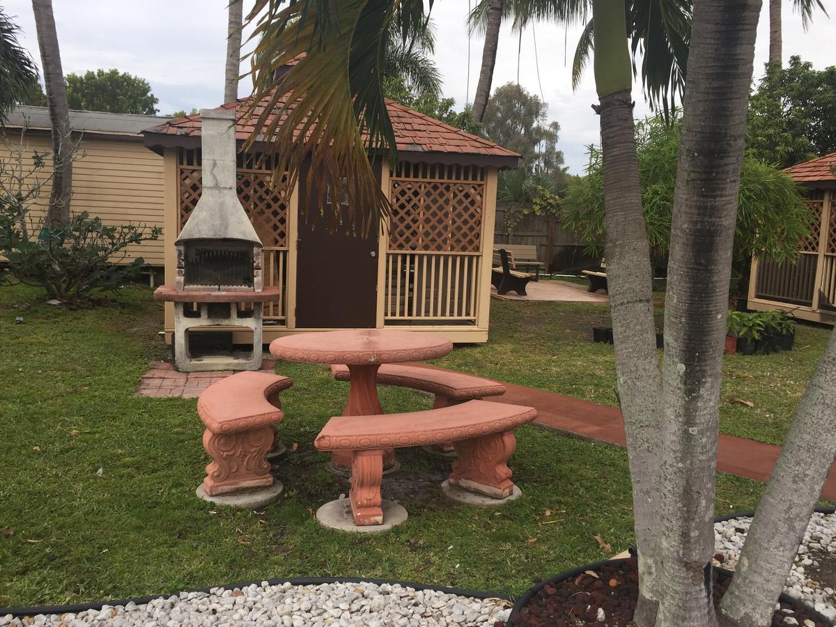 Fort Myers Inn Exterior photo
